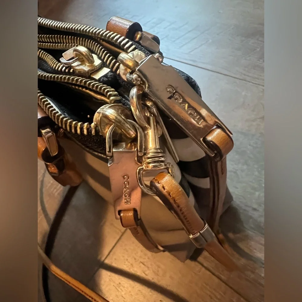 Coach Mini Black White & Gray Color Block Borough Triple Compartment Cross Body - Picture 11 of 15